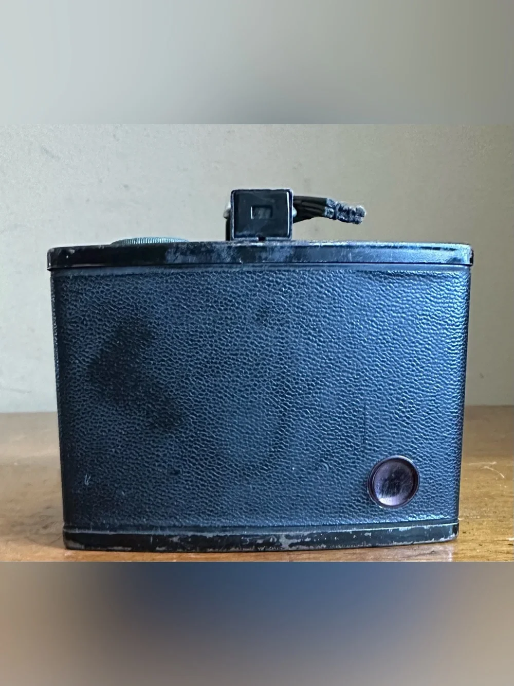Vintage Kodak Brownie FLASH SIX-20 Medium Format Art-Deco Camera w/ Flash USA